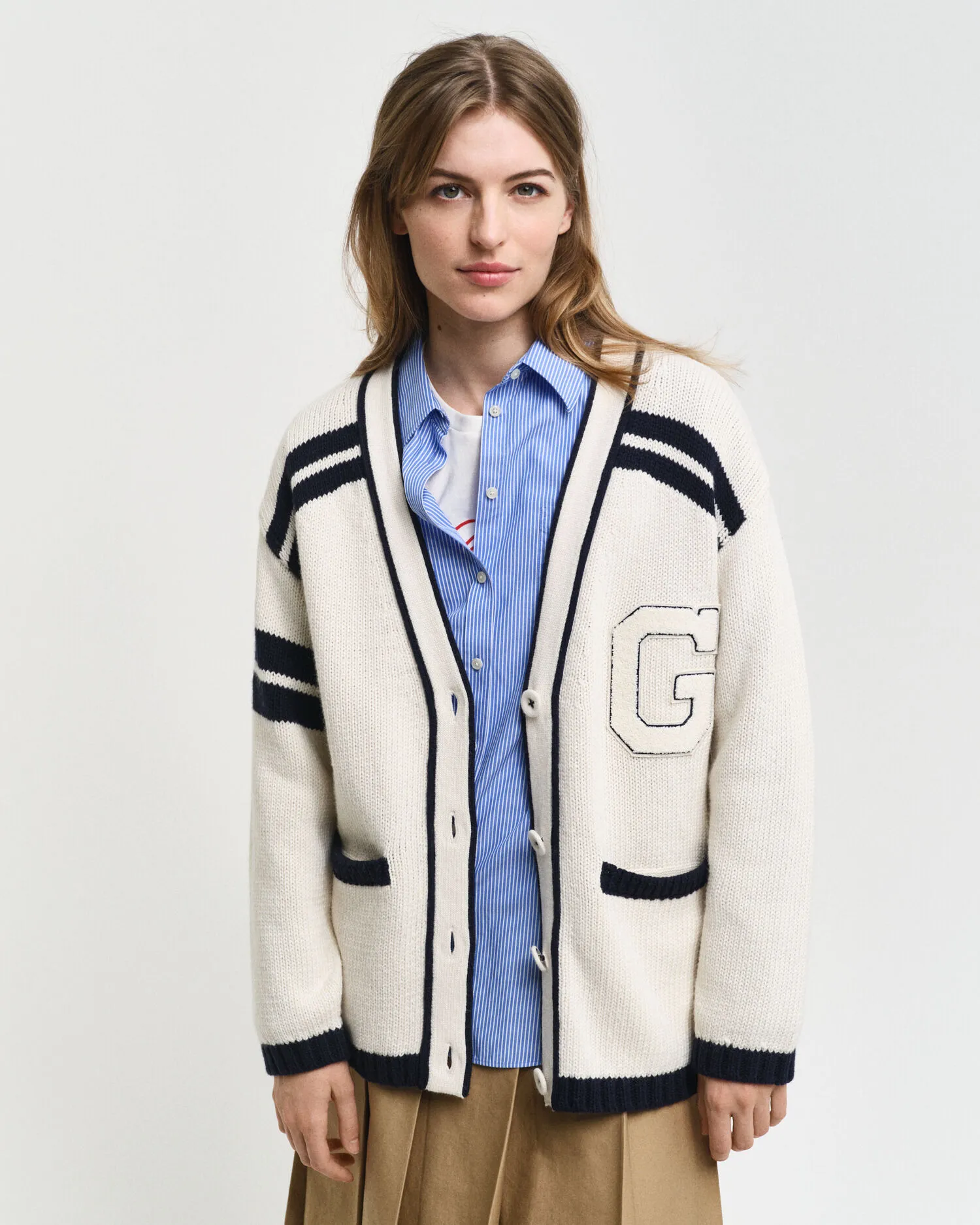 Cardigan GANT Varsity con scollo a V    