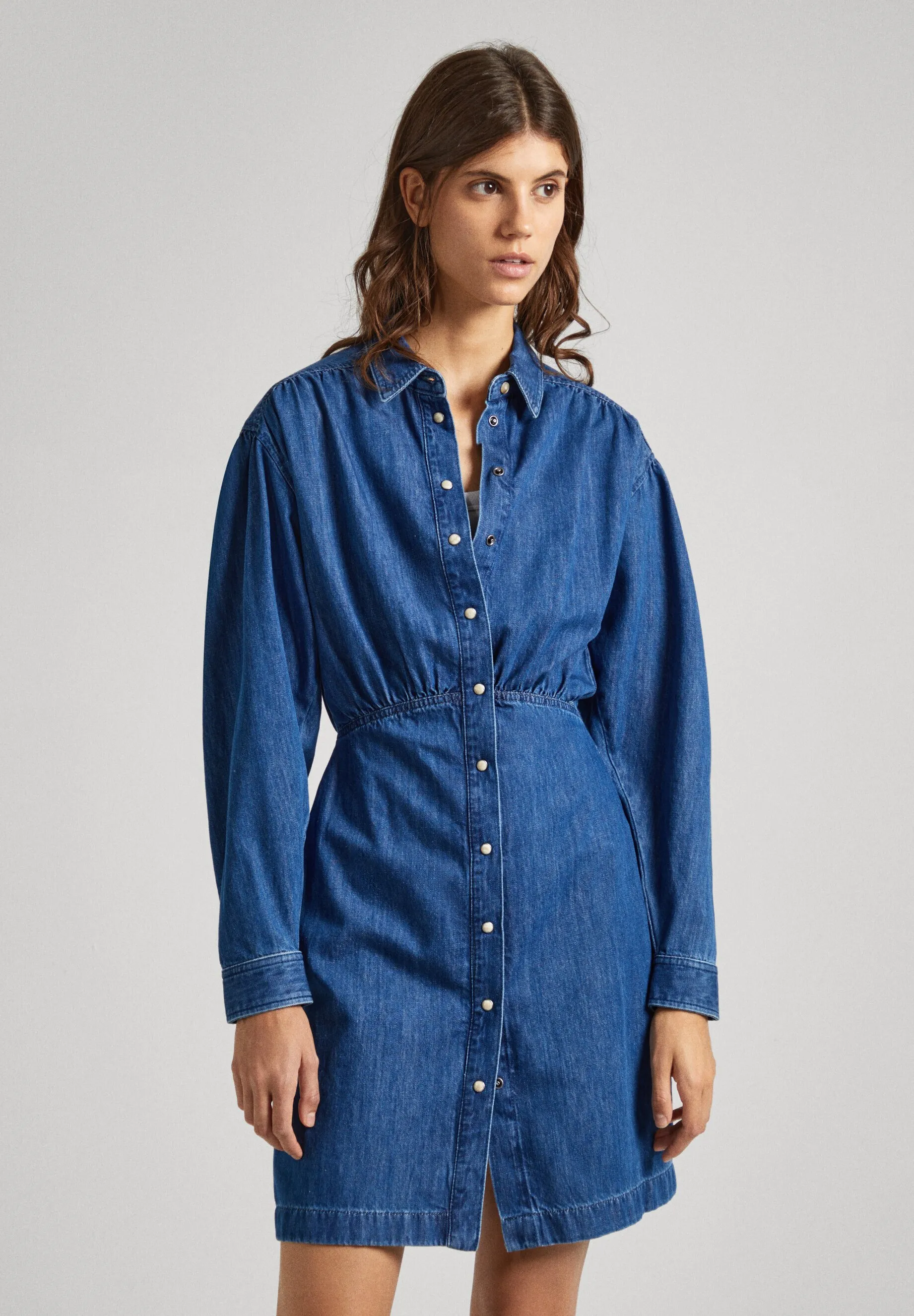 Vestito di jeans